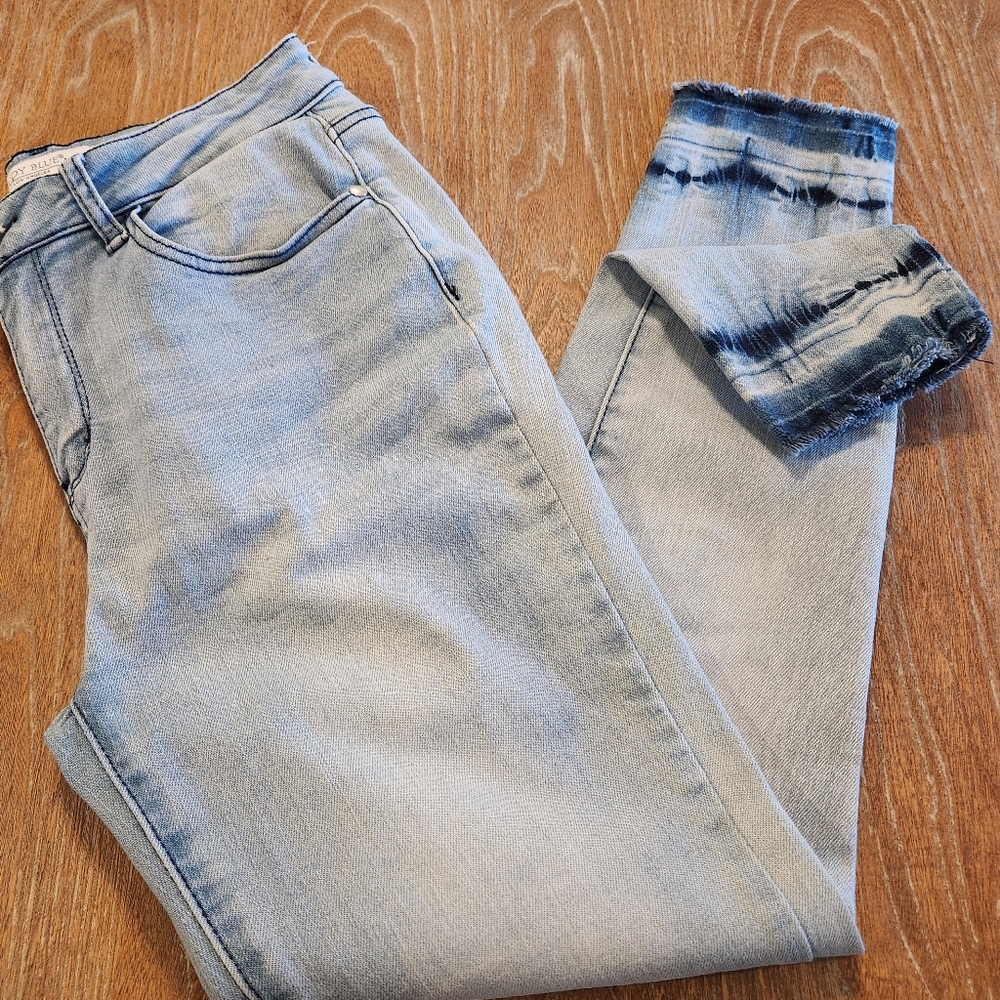 Judy Blue Jeans Skinny Fit Light Wash Tie-Dye Raw Hem Size 7/28‎